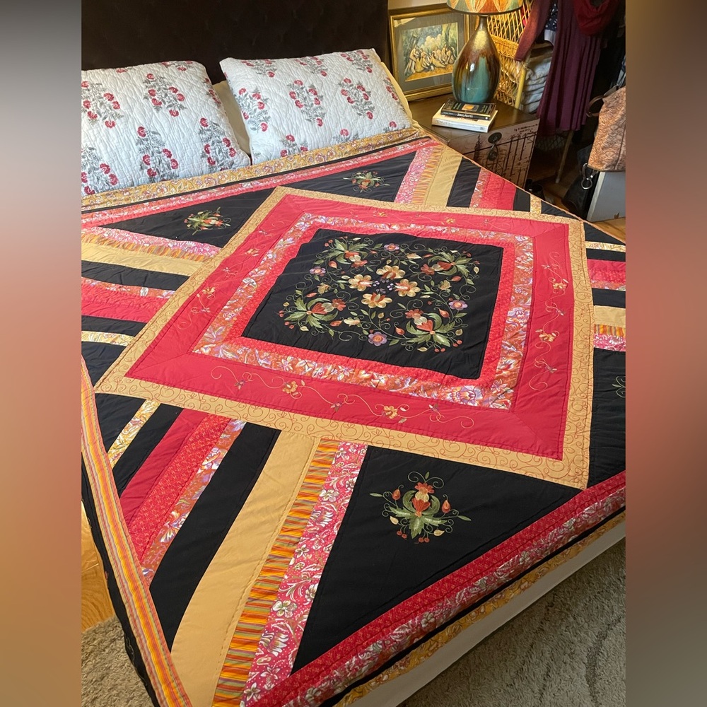 Vintage Queen Floral Handmade Quilt 64” x 83”  Reds Golds Black Flowers